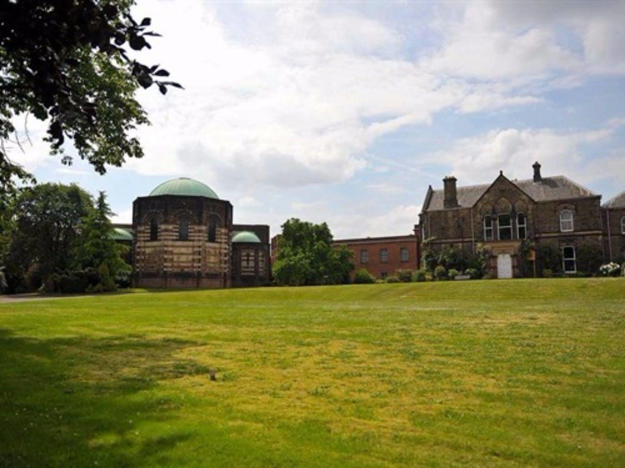 Mirfield Monastery B&B Exterior foto